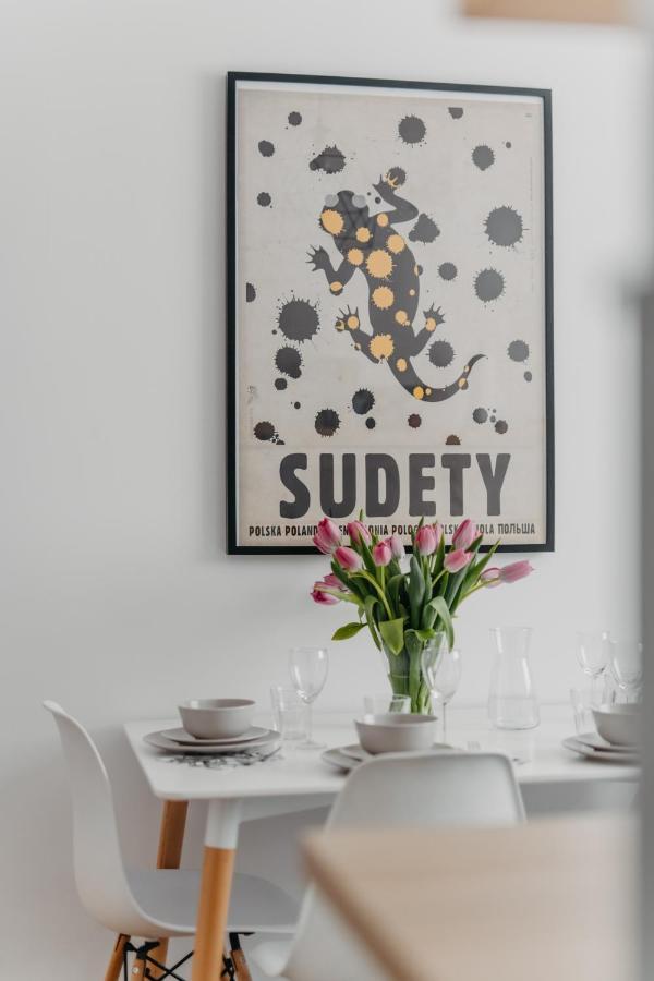 Jeleni Zakatek - Apartament W Stolicy Karkonoszy เยเลเนียกูรา ภายนอก รูปภาพ
