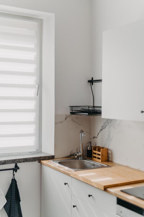 Jeleni Zakatek - Apartament W Stolicy Karkonoszy เยเลเนียกูรา ภายนอก รูปภาพ