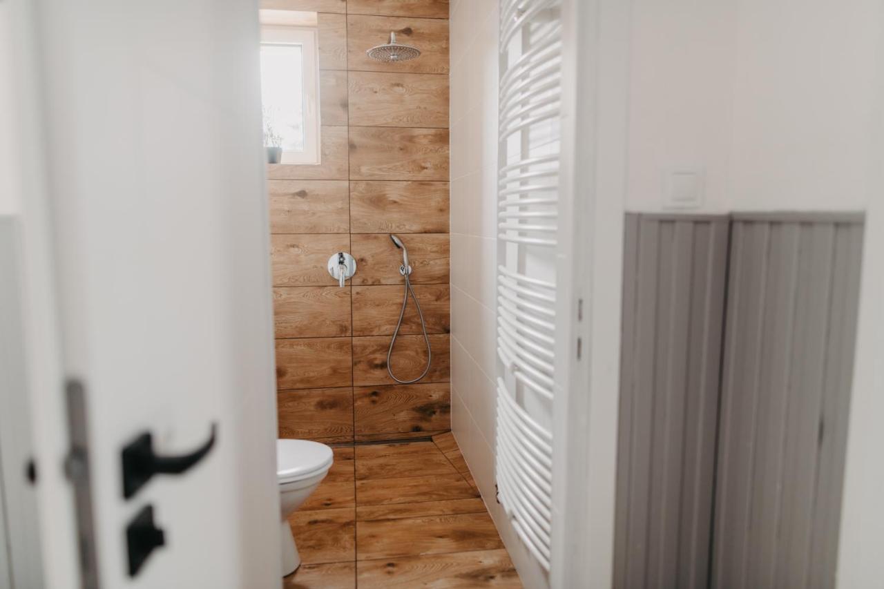 Jeleni Zakatek - Apartament W Stolicy Karkonoszy เยเลเนียกูรา ภายนอก รูปภาพ