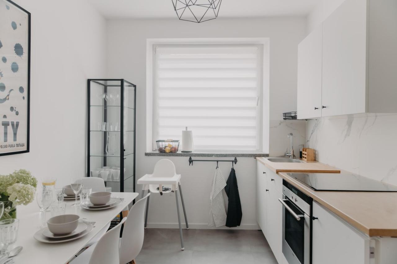 Jeleni Zakatek - Apartament W Stolicy Karkonoszy เยเลเนียกูรา ภายนอก รูปภาพ